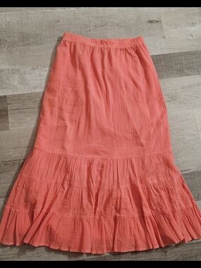 D&Co Coral Tiered Maxi Skirt Eyelet Detail Stretch Waist Size Small 100% Cotton